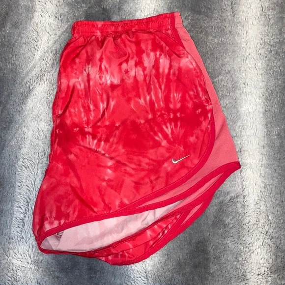 Nike running shorts - Picture 1 of 3